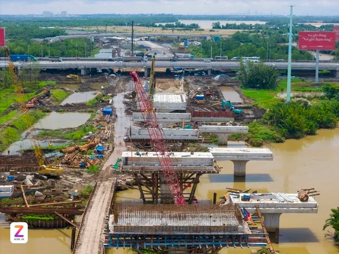 Đất-giáp-ranh-TP-HCM–cơ-hội-tăng-giá-nhờ-cao-tốc-&-vành-đai-3 (3).webp