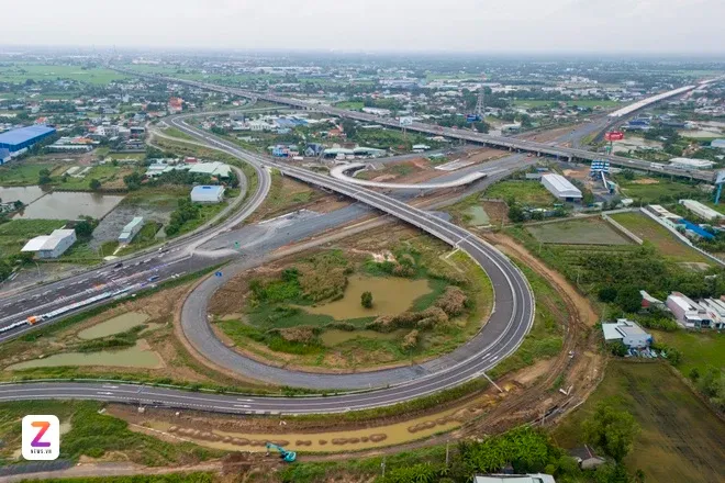 Đất-giáp-ranh-TP-HCM–cơ-hội-tăng-giá-nhờ-cao-tốc-&-vành-đai-3 (4).webp