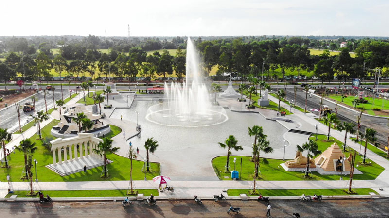 Top-7-Địa-điểm-Du-lịch-Sinh-thái-Long-An-xanh-sạch-đẹp (2).jpg